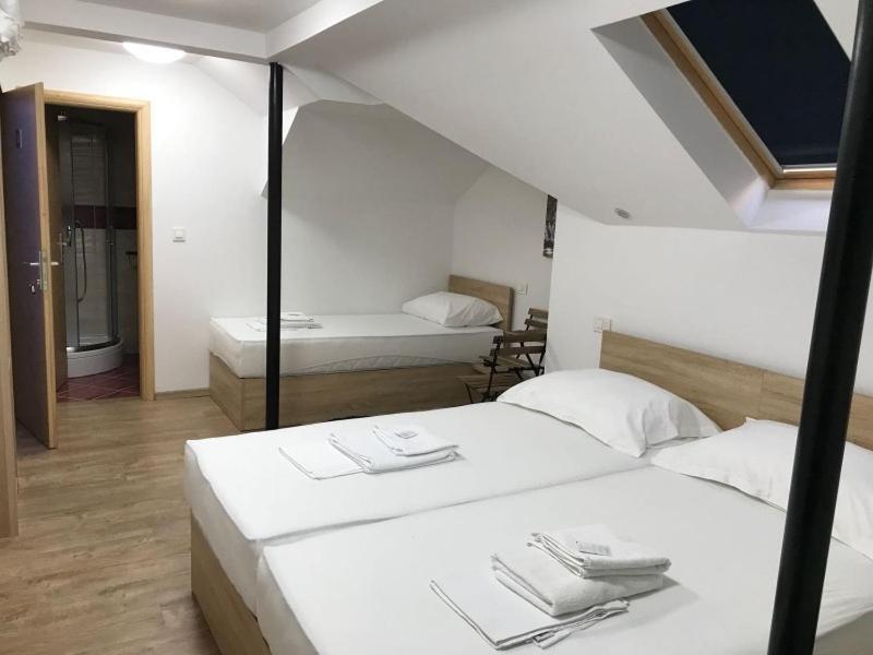 Sobe Zimmer Frei Pozega Εξωτερικό φωτογραφία