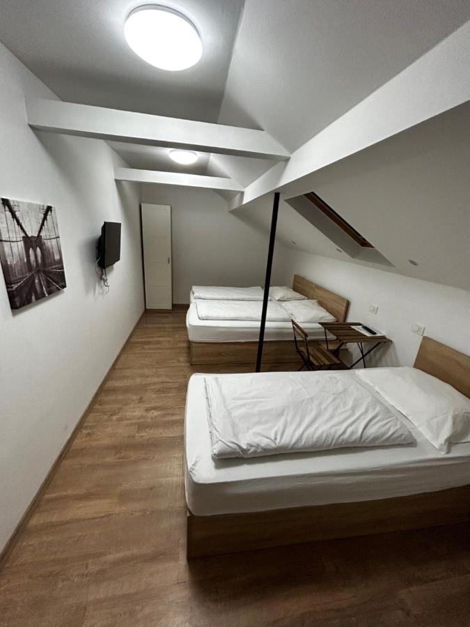 Sobe Zimmer Frei Pozega Εξωτερικό φωτογραφία