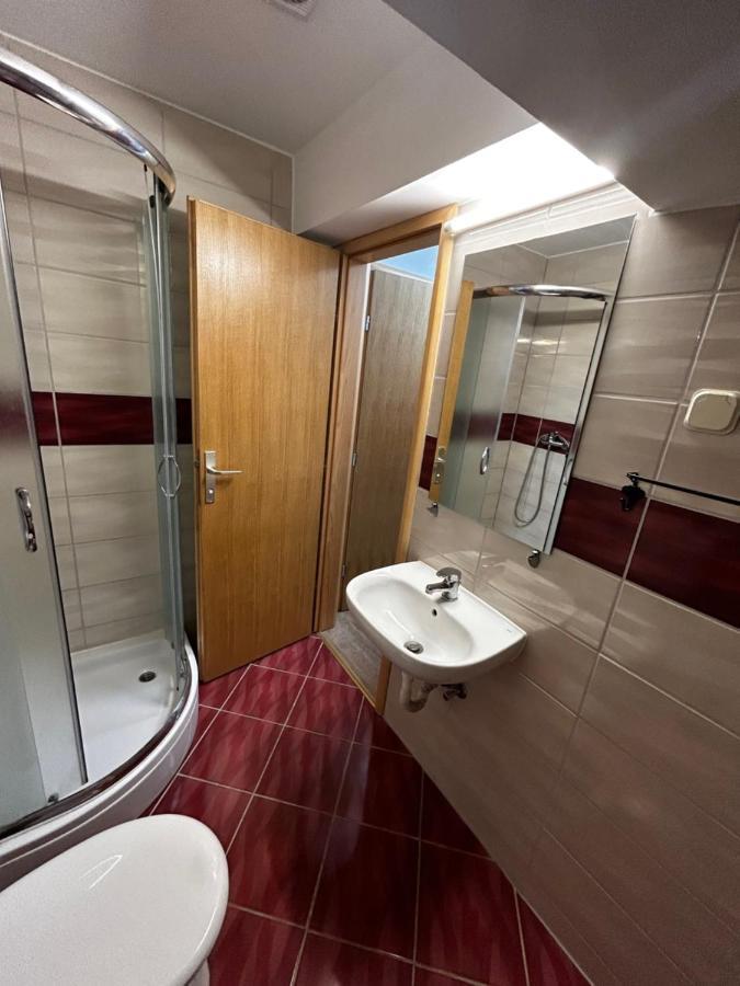 Sobe Zimmer Frei Pozega Εξωτερικό φωτογραφία