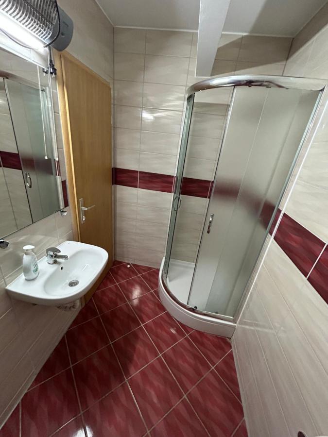 Sobe Zimmer Frei Pozega Εξωτερικό φωτογραφία
