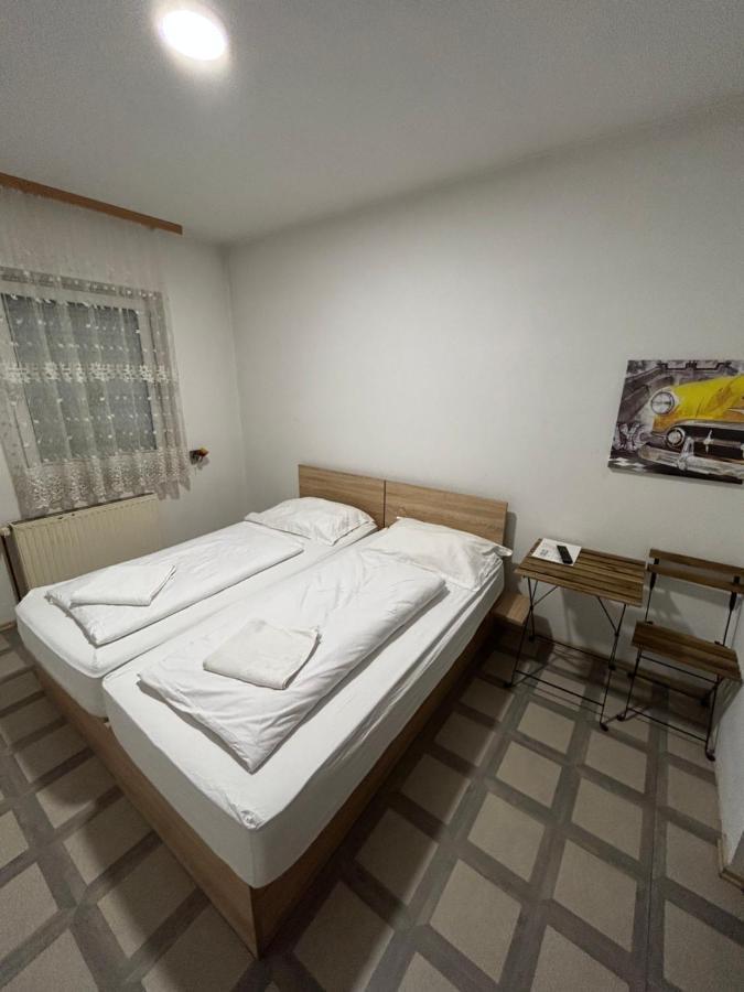 Sobe Zimmer Frei Pozega Εξωτερικό φωτογραφία