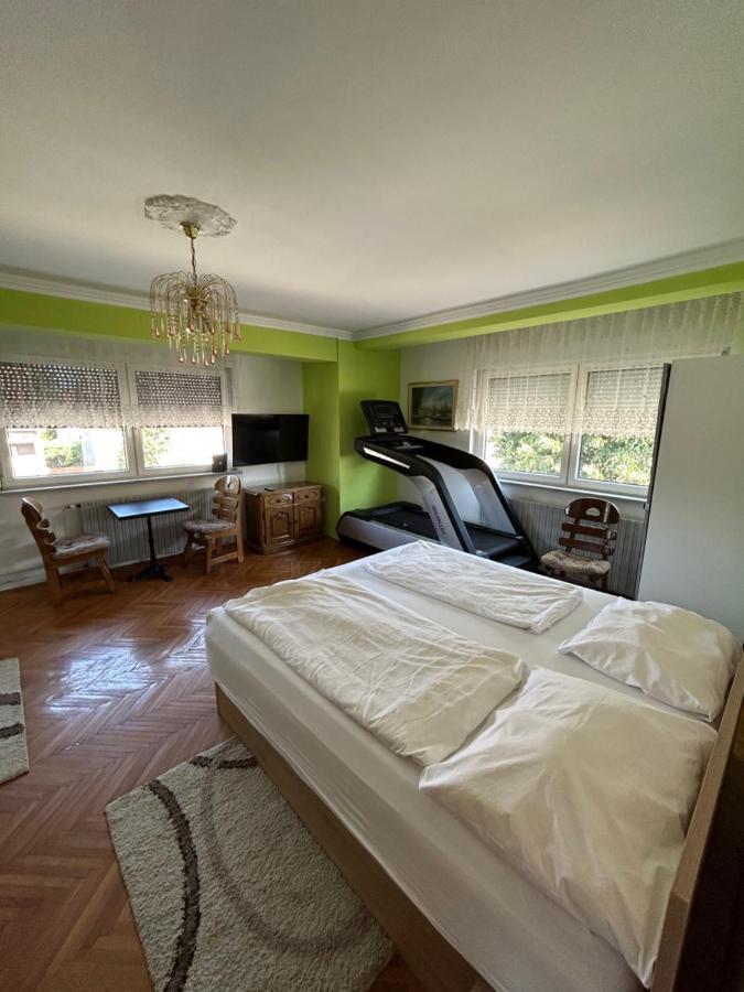 Sobe Zimmer Frei Pozega Εξωτερικό φωτογραφία
