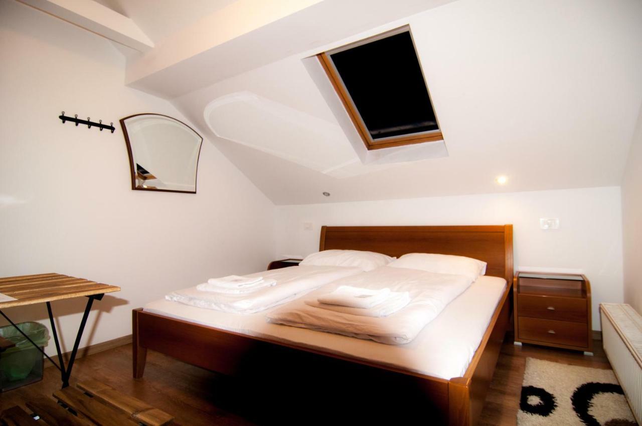 Sobe Zimmer Frei Pozega Εξωτερικό φωτογραφία